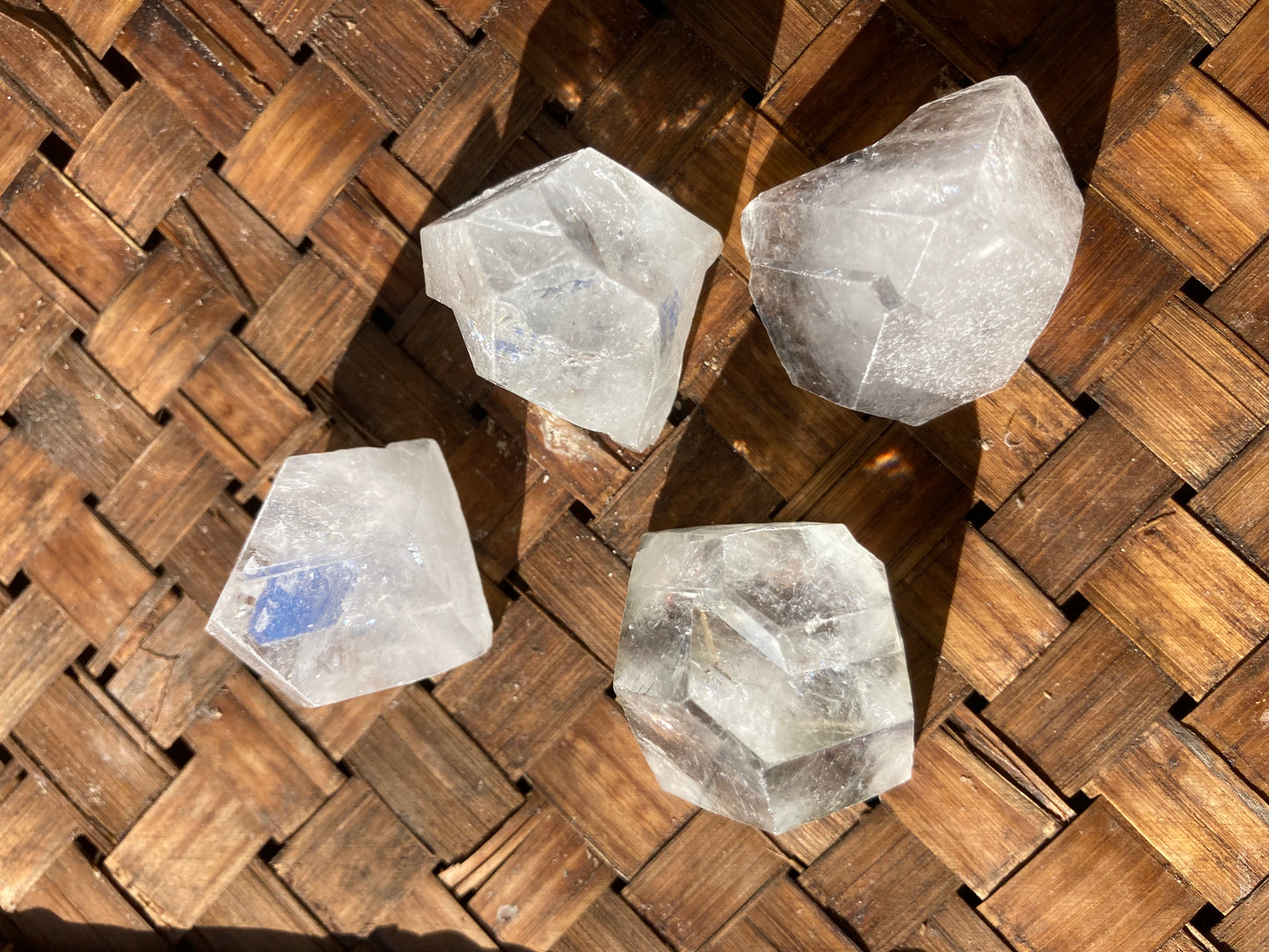 Apophyllite Points