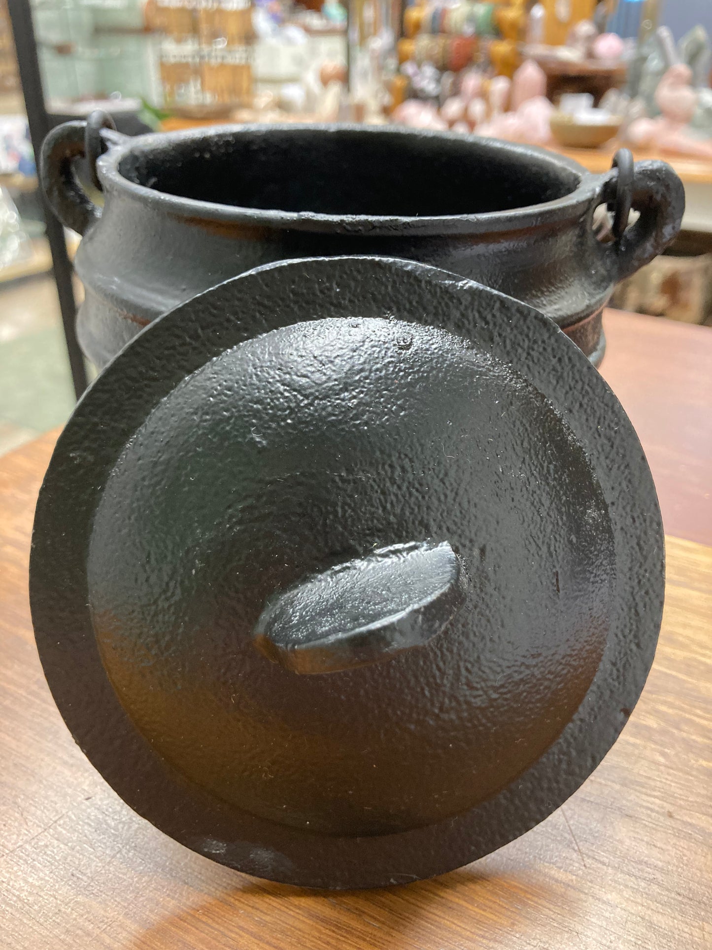 Cauldron medium
