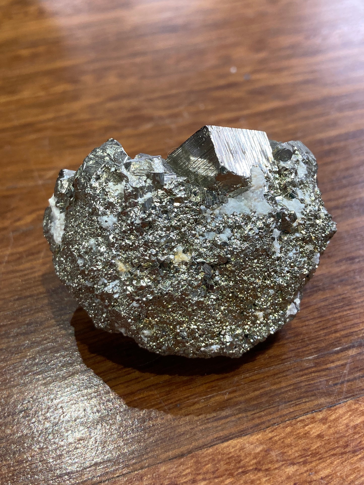 Pyrite cubular