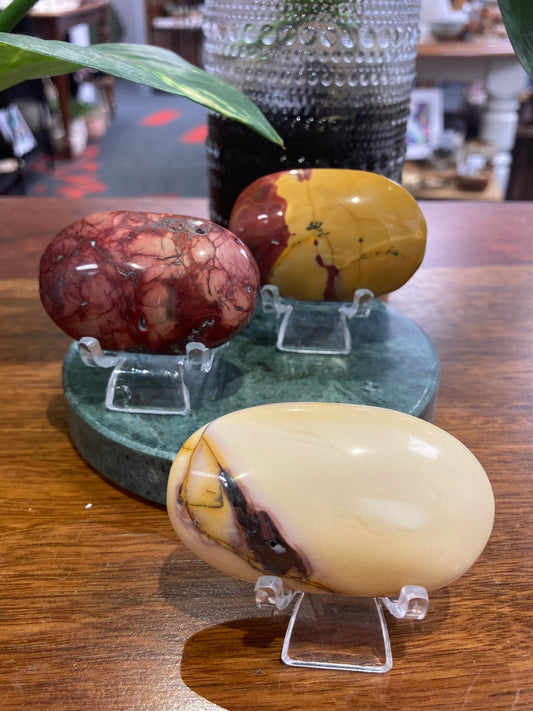 Mookaite Palmstone