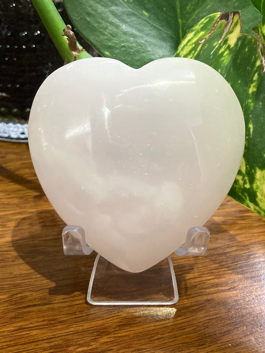Mangano Calcite Heart