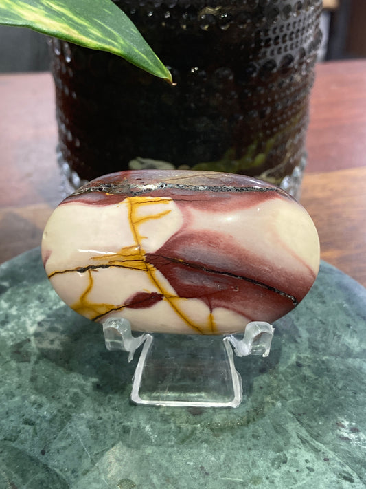 Mookaite Palmstone
