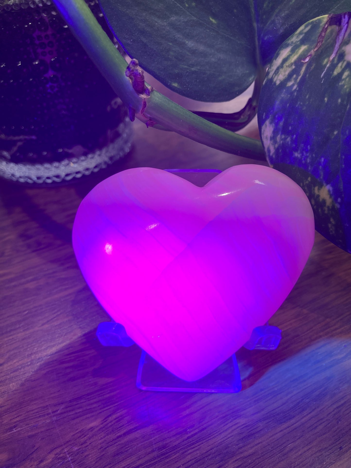Mangano Calcite Heart