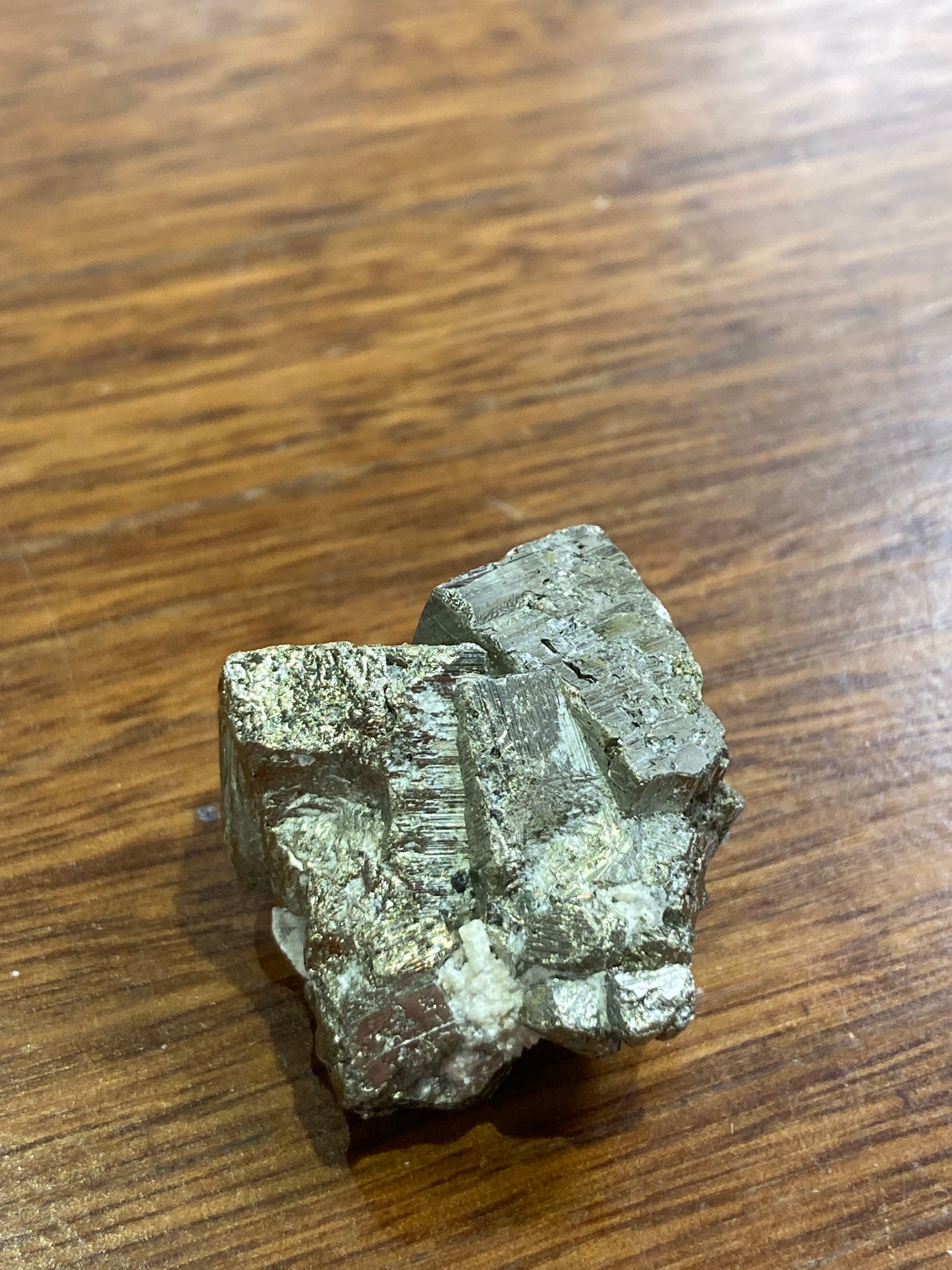 Pyrite cubular