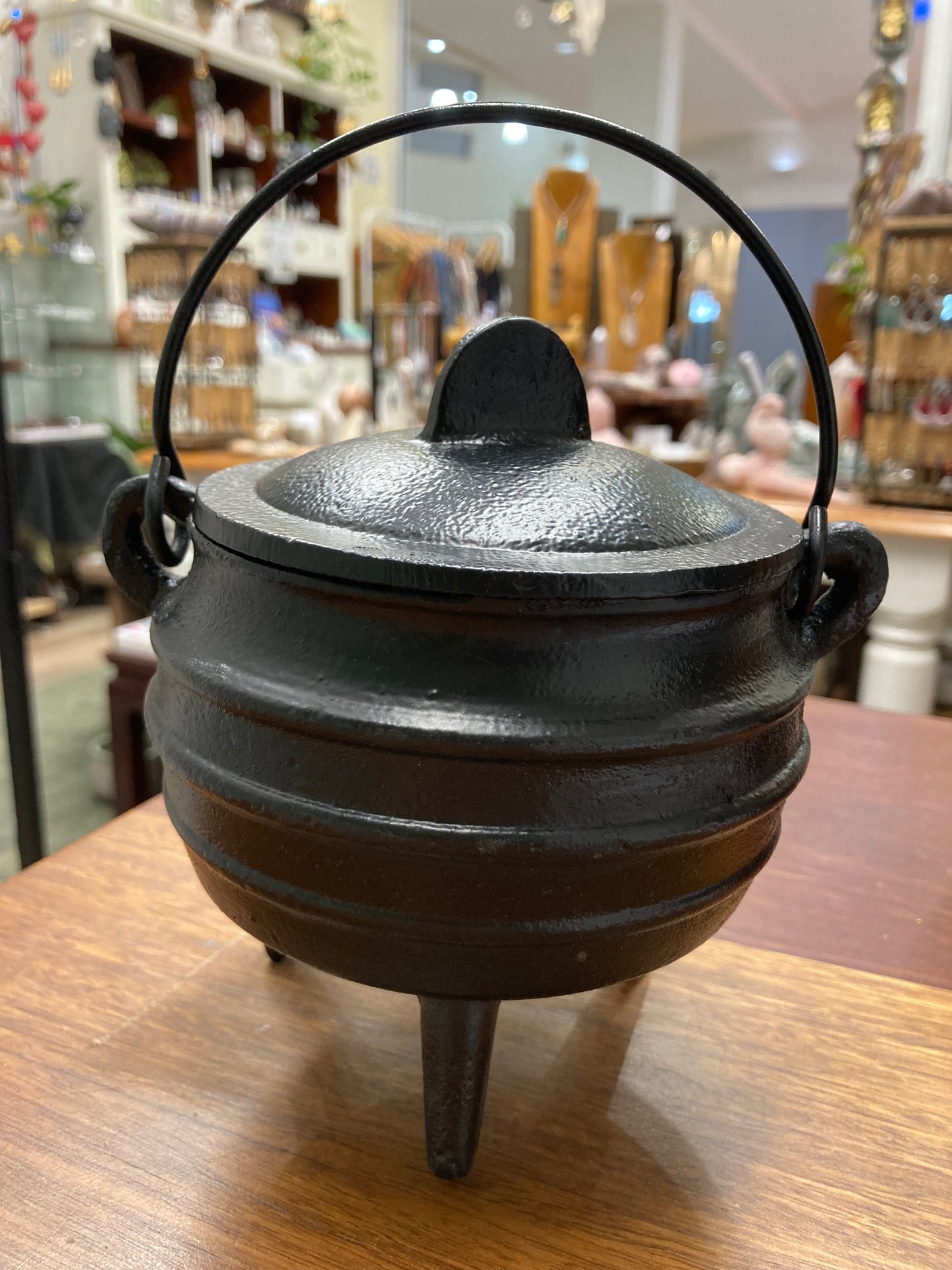Cauldron medium